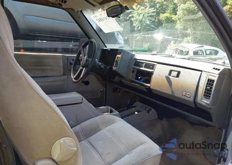 1993 Chevrolet S Truck S10 из США, поврежденный, VIN 1GCCT19Z6P8123485